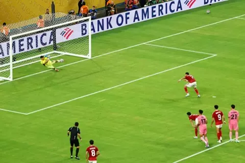 فيفا يختار "ركلة جزاء تريزيجيه" بقائمة أفضل صور بطولاته خلال 2025